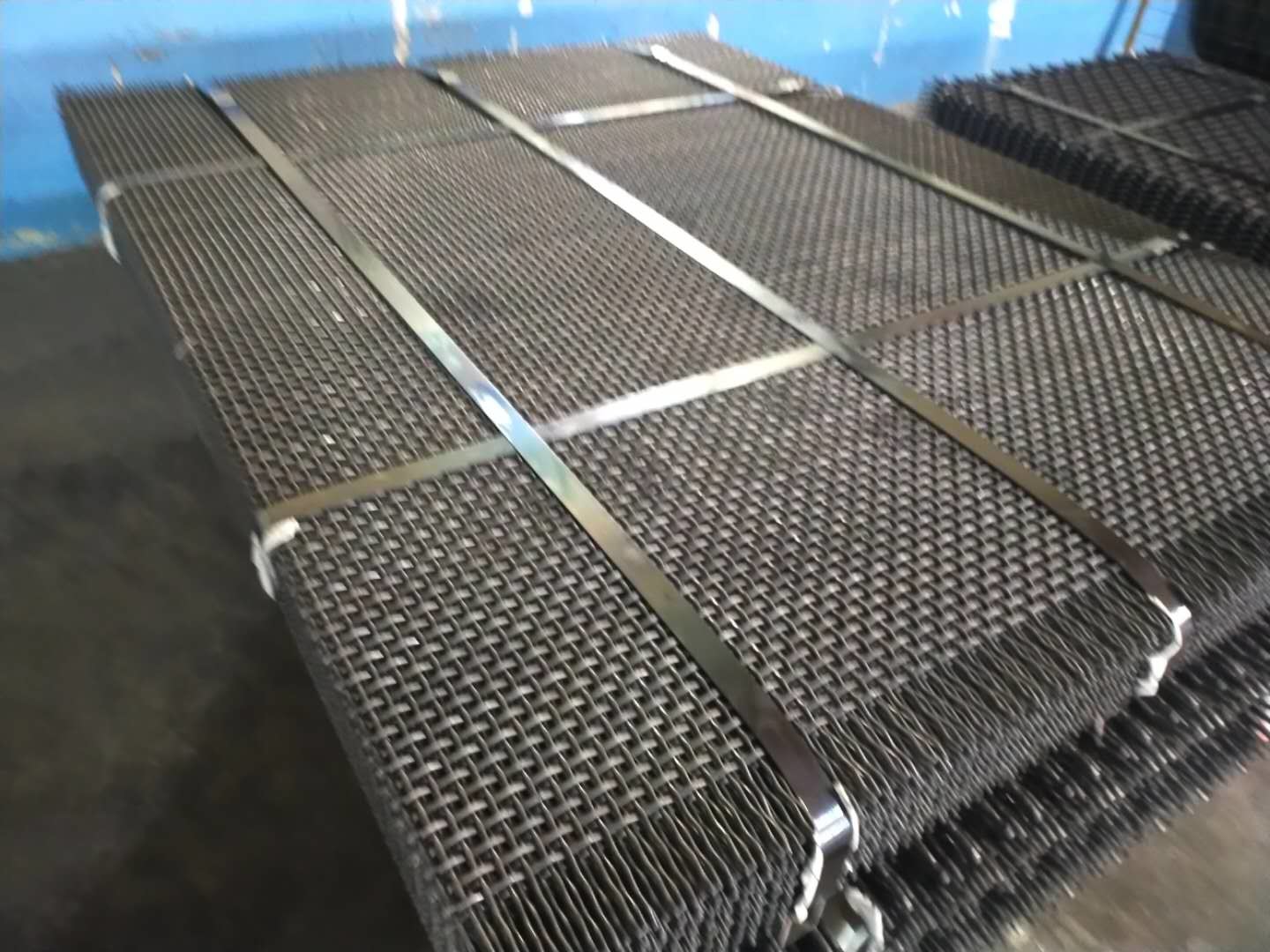 Perforated Crimped Mine Vibrating Screen Mesh