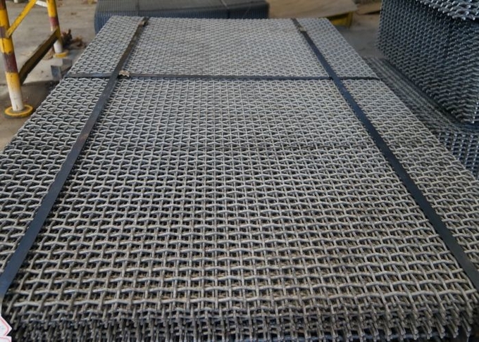 Stable Performance Quarry Screen Mesh With Roll 65Mn 1600-1800 Mpa Tensile Strength 1